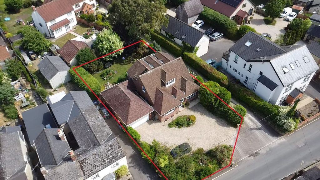 Property photo 1 of 20
