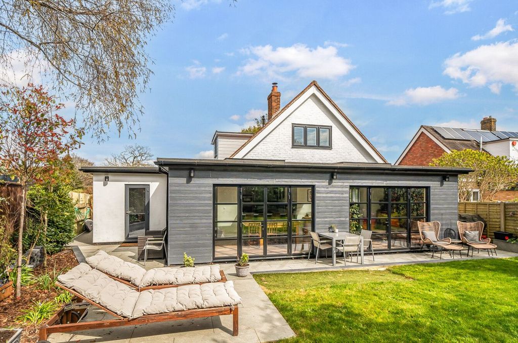 Property photo 1 of 18