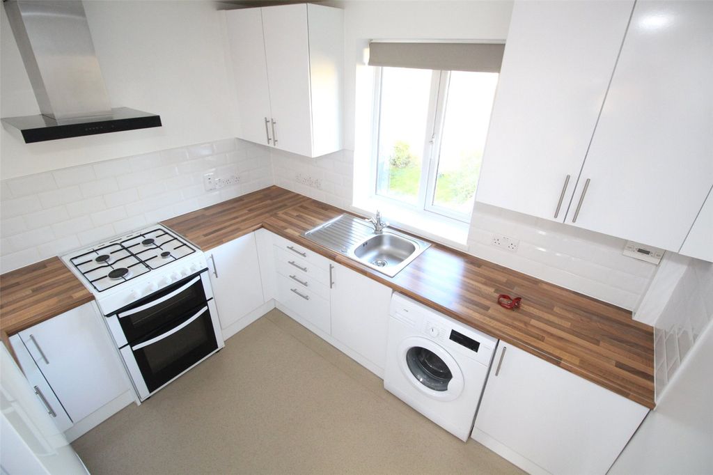 Property photo 3 of 8 Picture No. 09