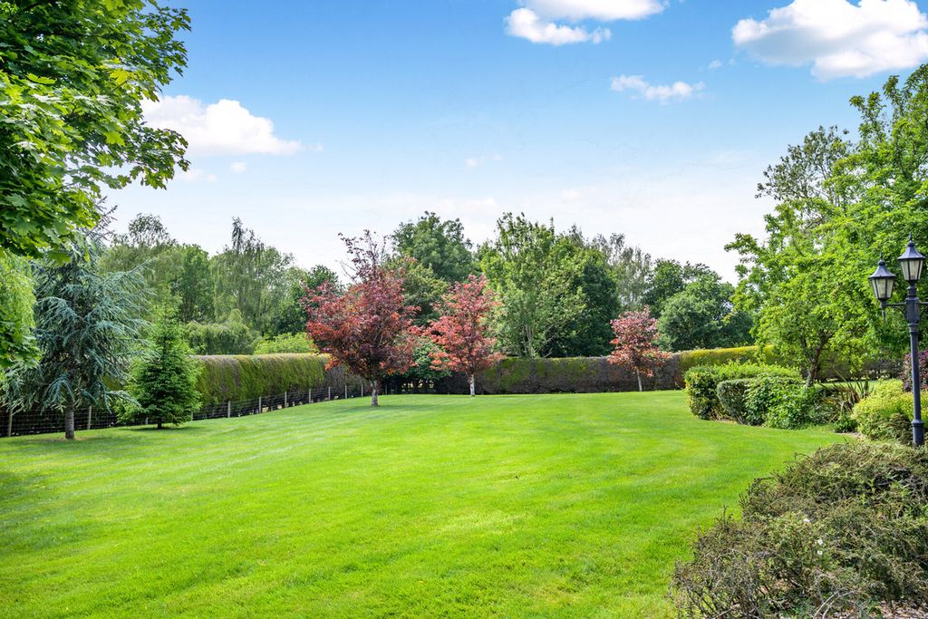 Additional image 39 of 5 bed detached house for saleHigh Street South, Tiffield, Towcester Northamptonshire NN12