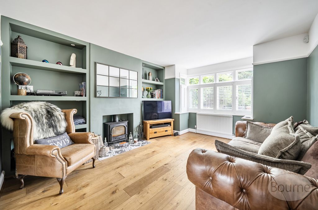 Property photo 2 of 24 1B3Bb259-Ed4c-4c4...