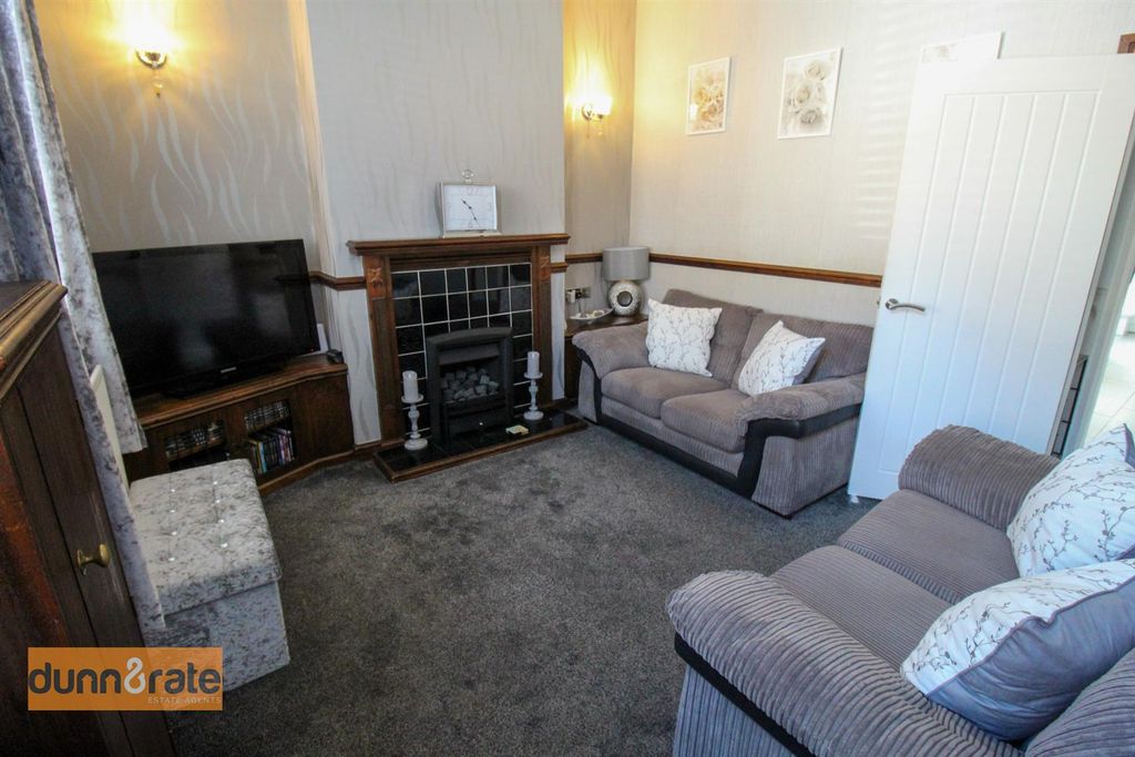 Property photo 2 of 17 Img_0885.Jpg