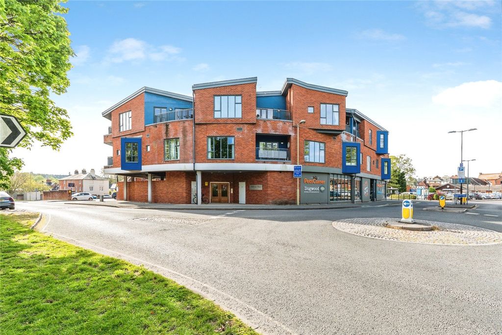 Property photo 1 of 16 Picture No. 11