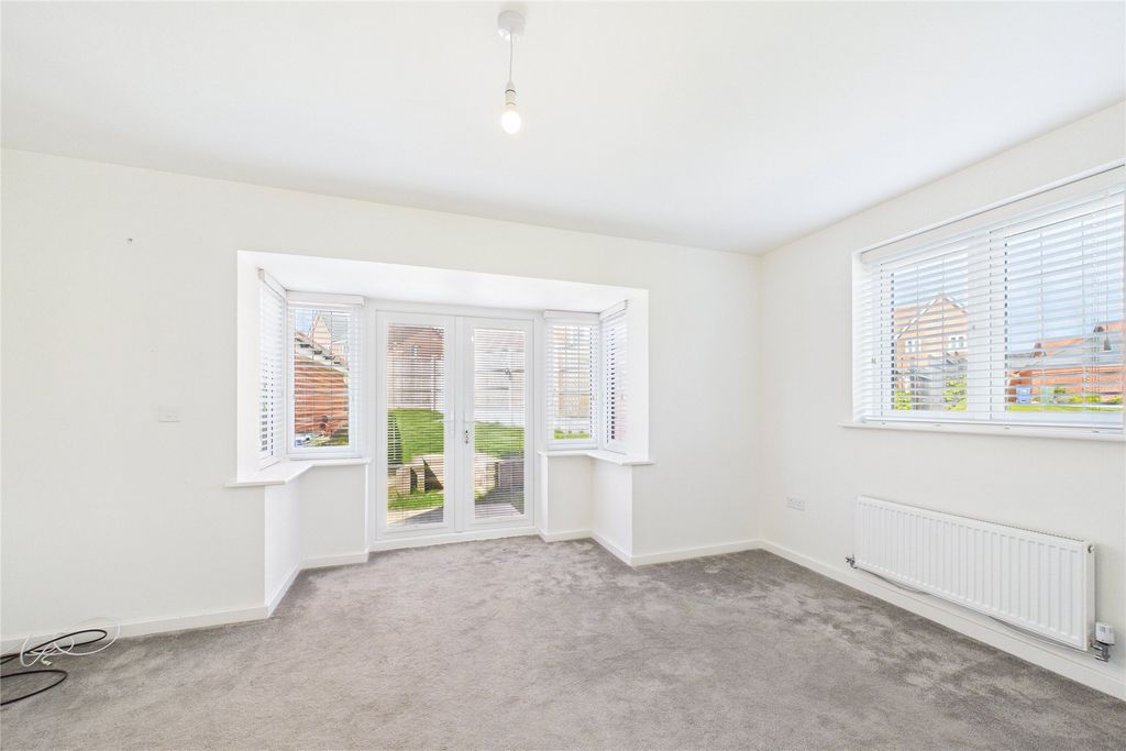 Property photo 3 of 13 Picture No. 21