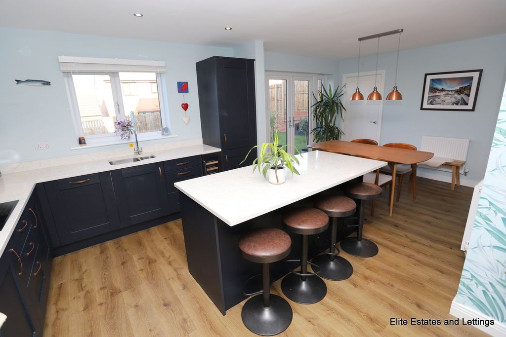 Property photo 2 of 28 02-Img_1367