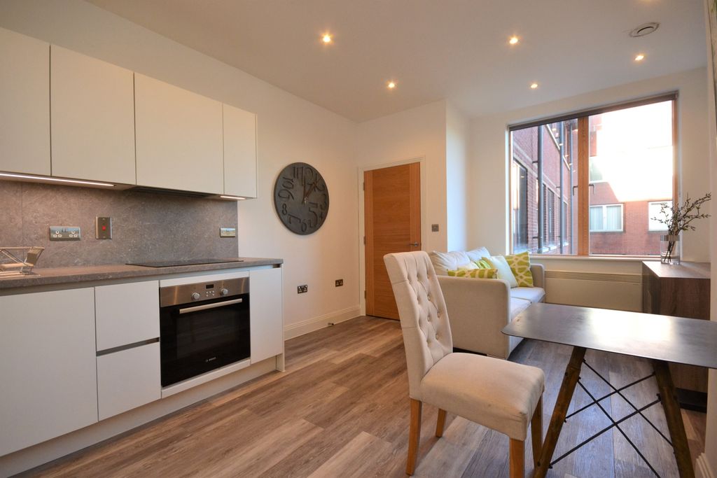 Property photo 1 of 6 Reception