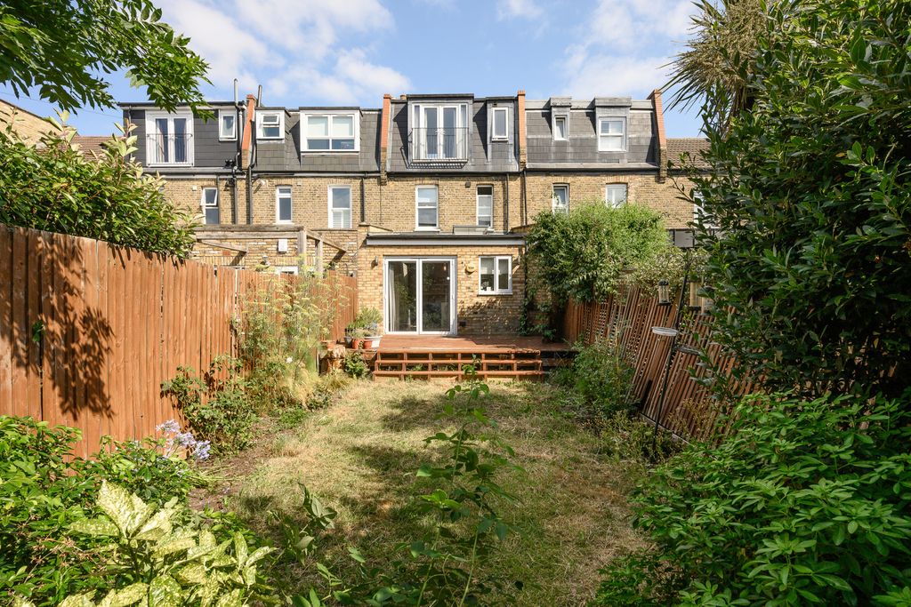 Property photo 3 of 13 Picture No. 14