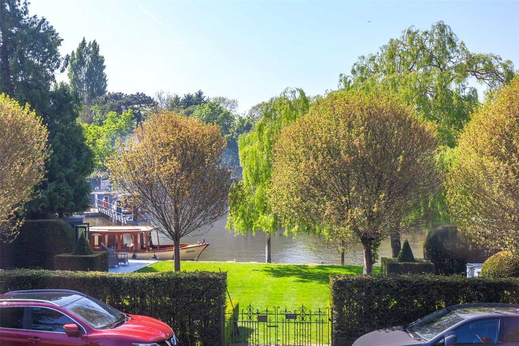 Property photo 2 of 35 Picture No. 10