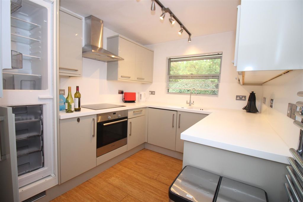 Property photo 3 of 16 Img_2384.Jpg