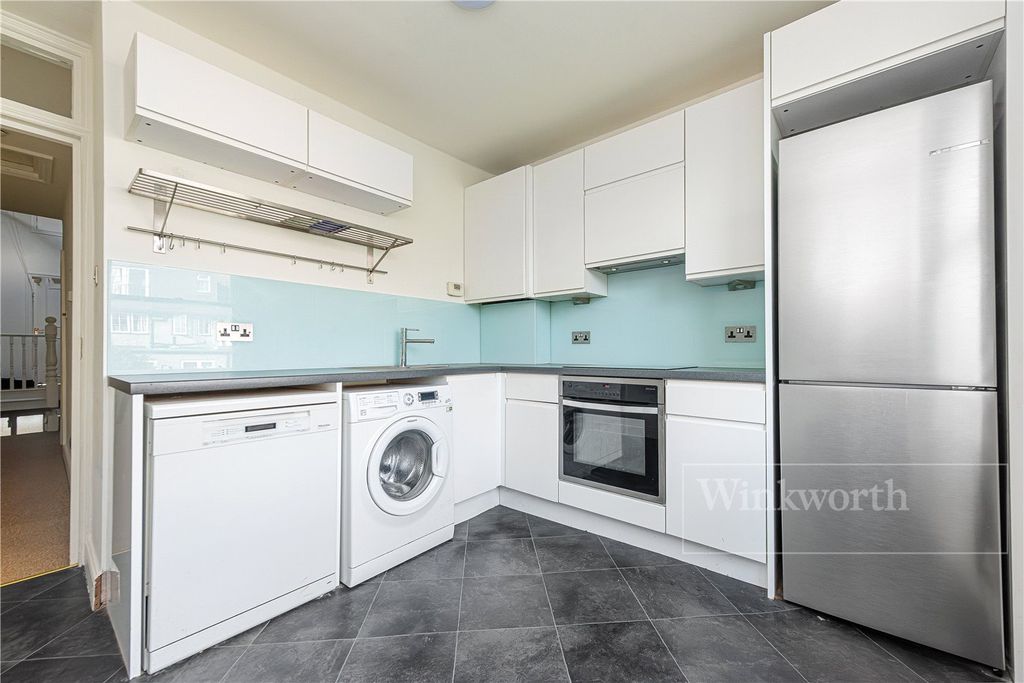 Property photo 3 of 10 Picture No. 30
