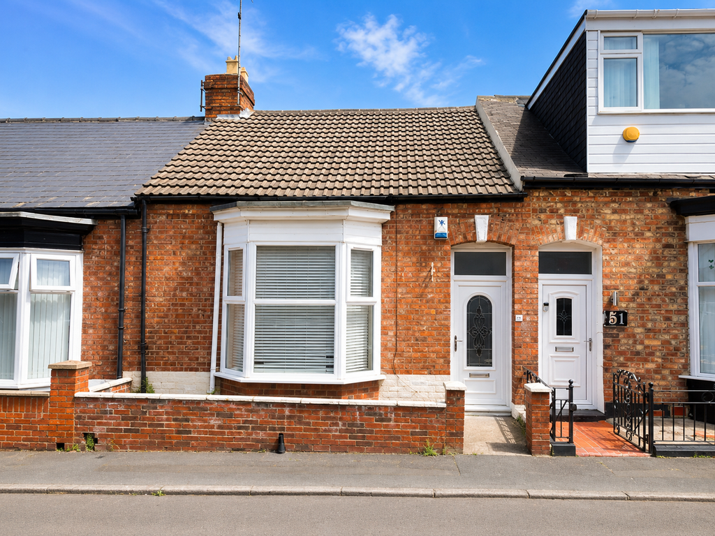 Property photo 1 of 7 External