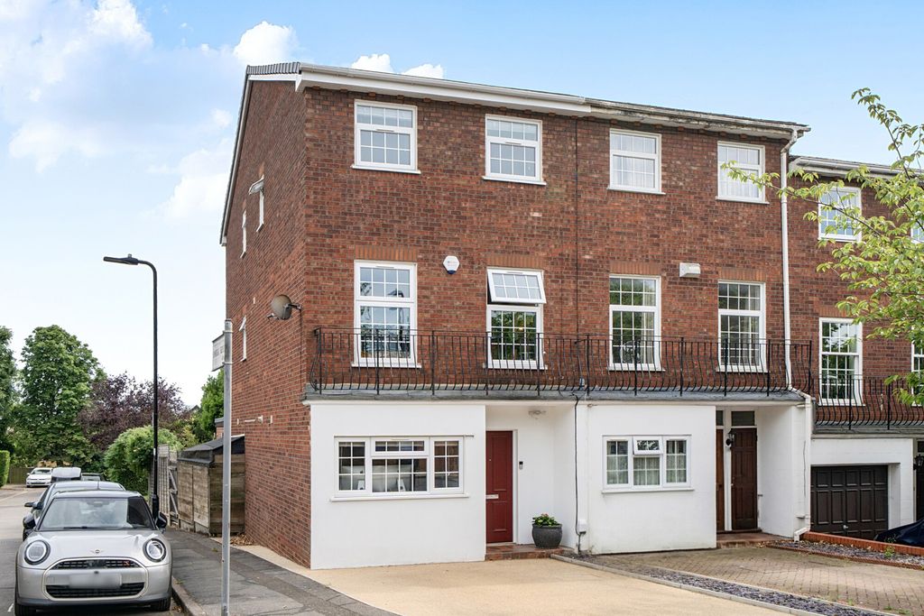 Property photo 1 of 25 1479591-1-6A3413d...