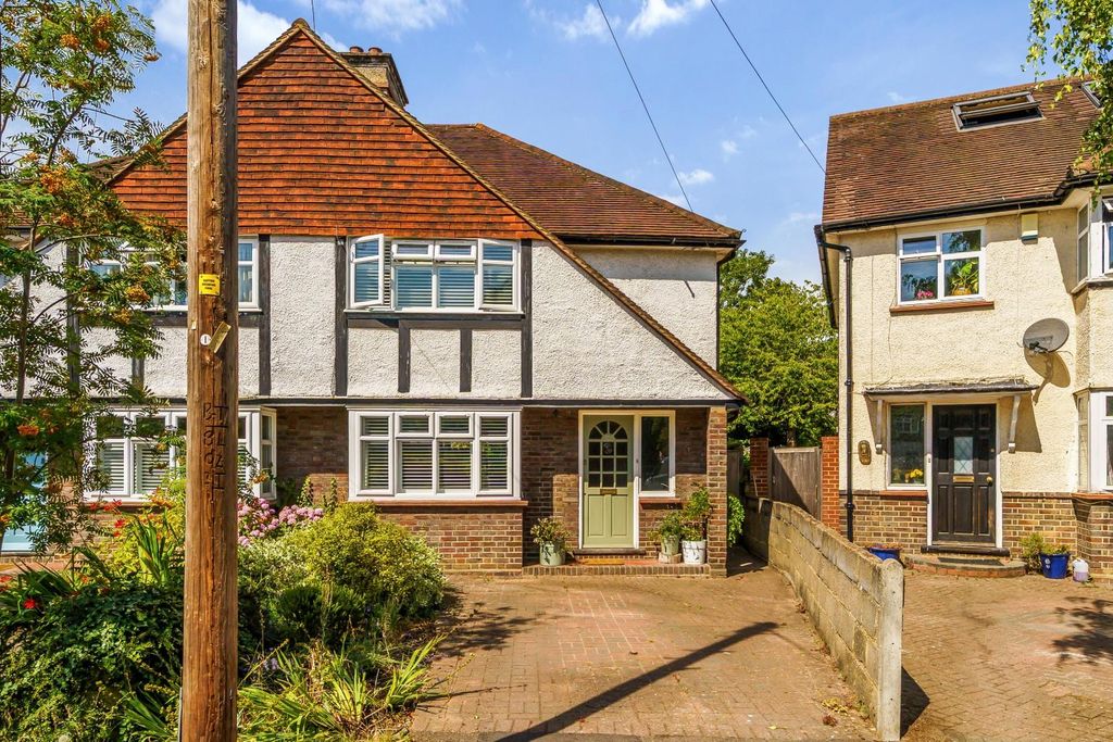 Property photo 1 of 14 Eastway