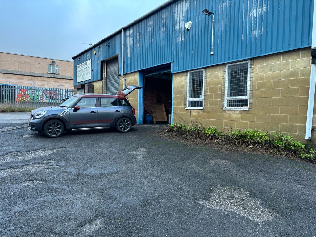 Property photo 1 of 4