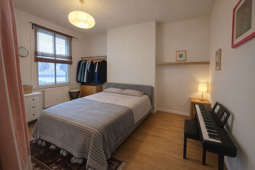 Property photo 3 of 5 Photo 2