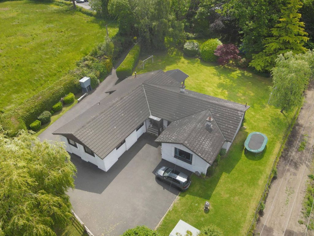 Property photo 1 of 30