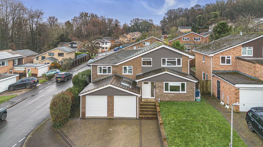 Property photo 1 of 25