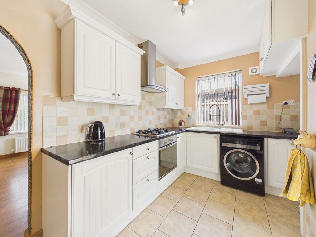 Property photo 3 of 22 5533186