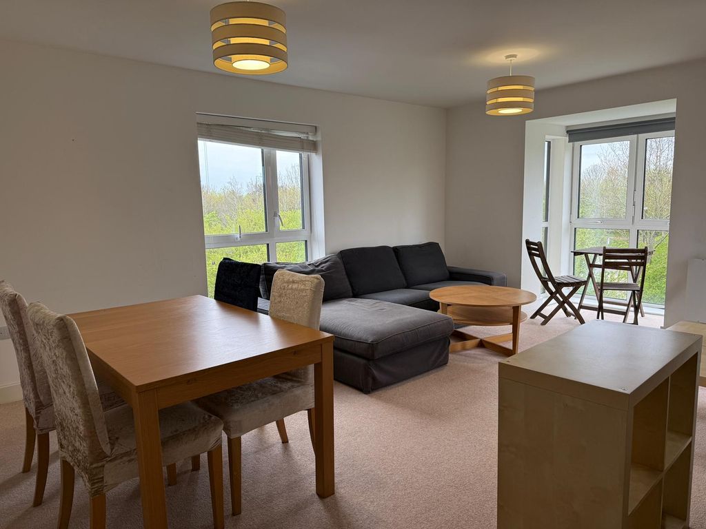 Property photo 1 of 3