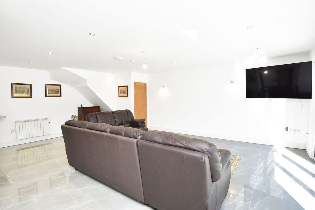 Additional image 33 of 6 bed detached house for saleAsh View Farm, 5 Ash View, Harrogate HG2