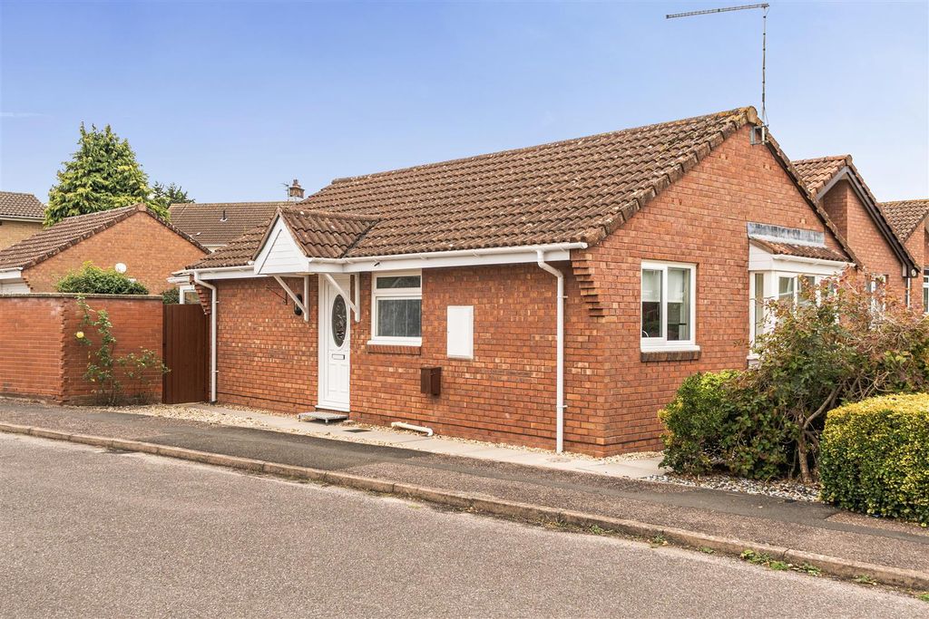 Property photo 1 of 12