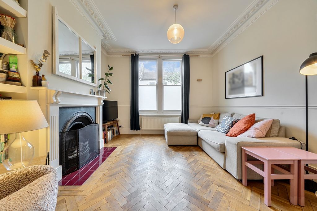 Property photo 3 of 20 4615005