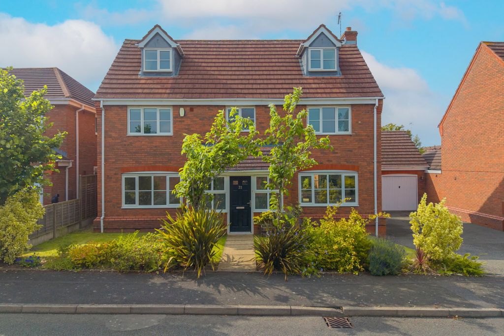 Property photo 2 of 46