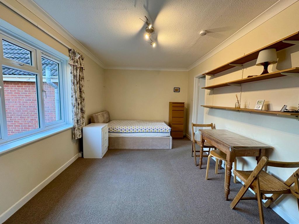 Property photo 1 of 5 5