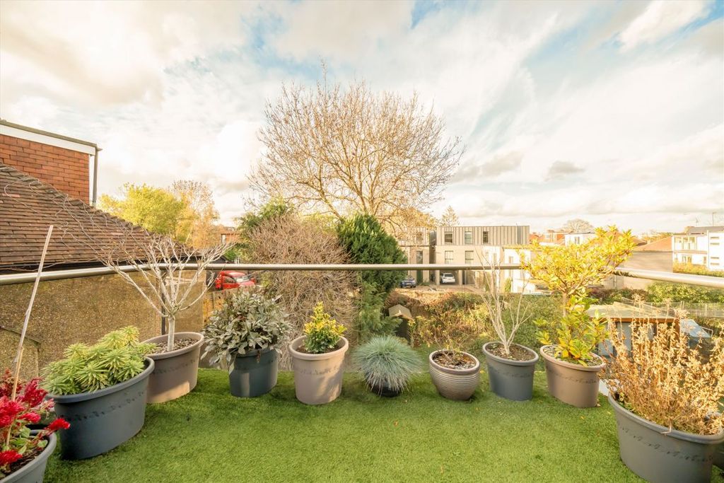 Property photo 3 of 15