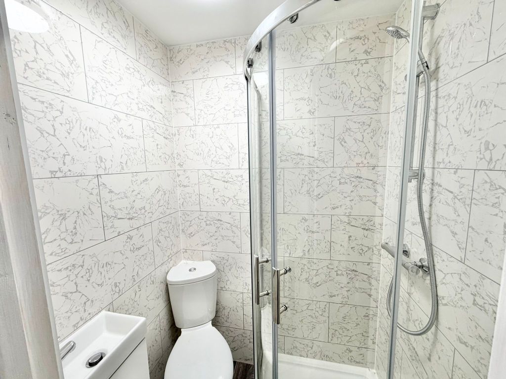 Property photo 3 of 3