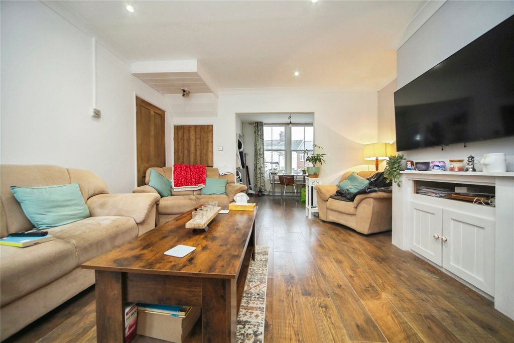 Property photo 2 of 17 Picture No. 59