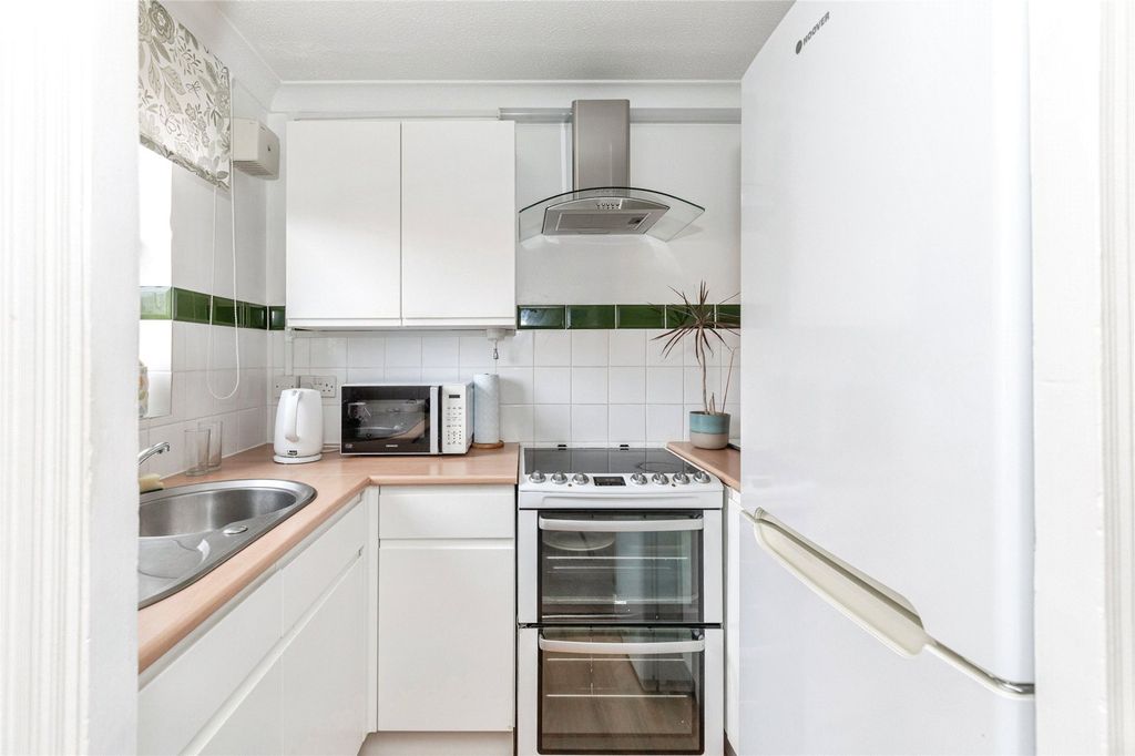 Property photo 1 of 13 Kitchen