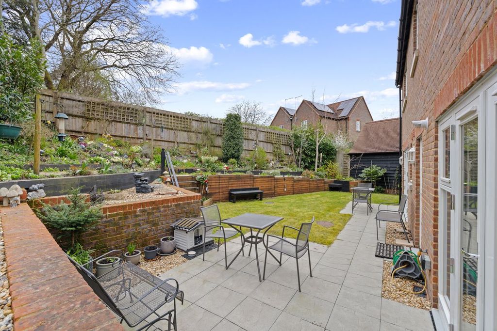 Additional image 30 of 4 bed detached house for saleTanners Reach, Petersfield, Hampshire GU32