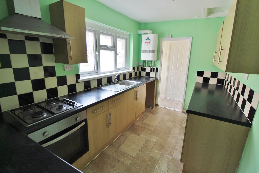 Property photo 3 of 13