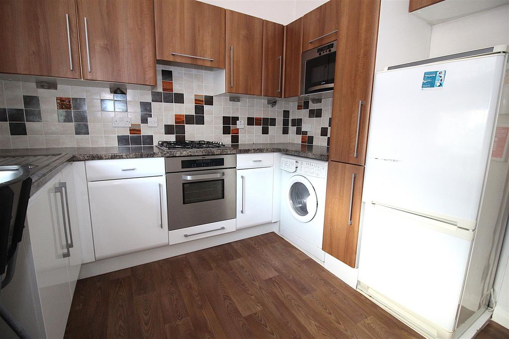 Property photo 3 of 14 Img_2451.Jpg