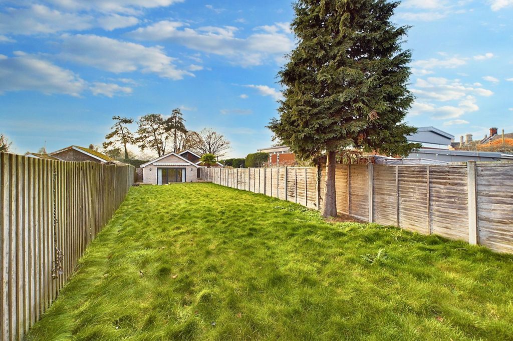 Property photo 2 of 14