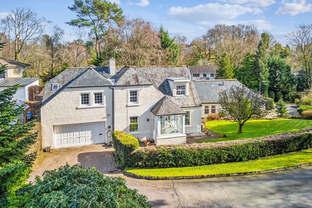 Property photo 2 of 45