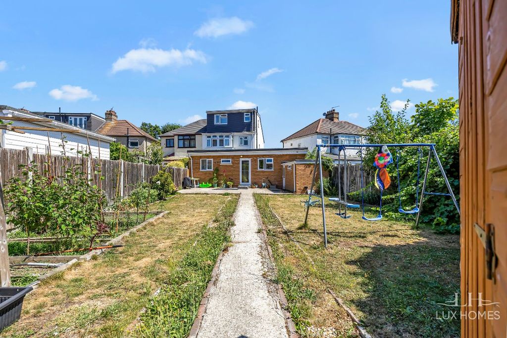 Property photo 1 of 22