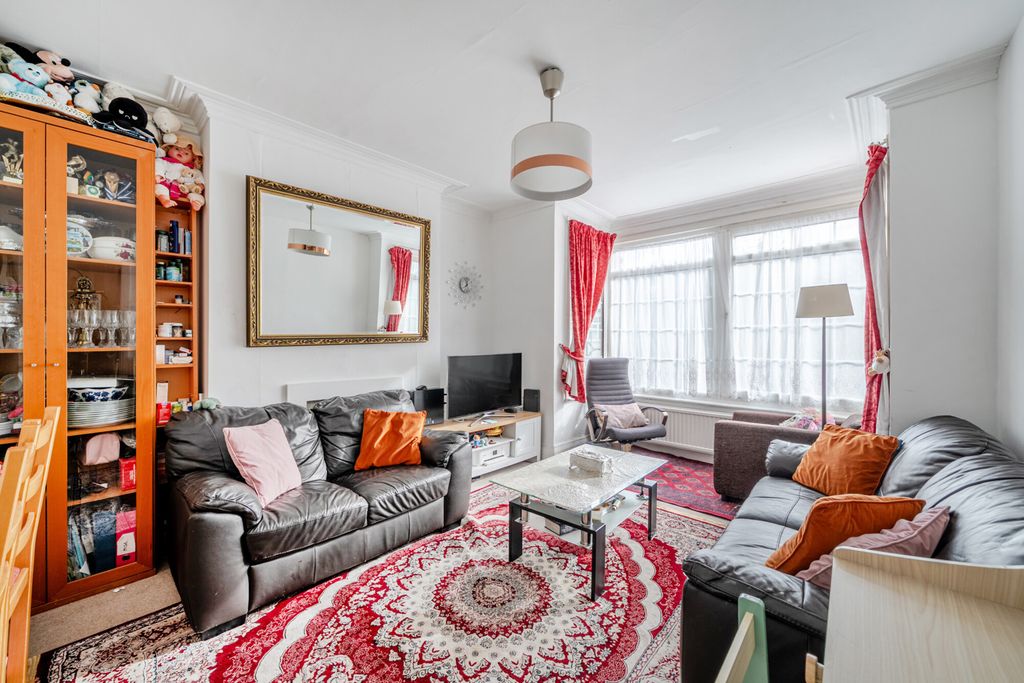 Property photo 2 of 12 1372898-2-68Ff766...