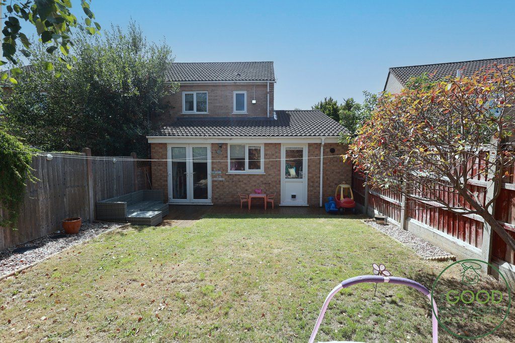 Property photo 2 of 22