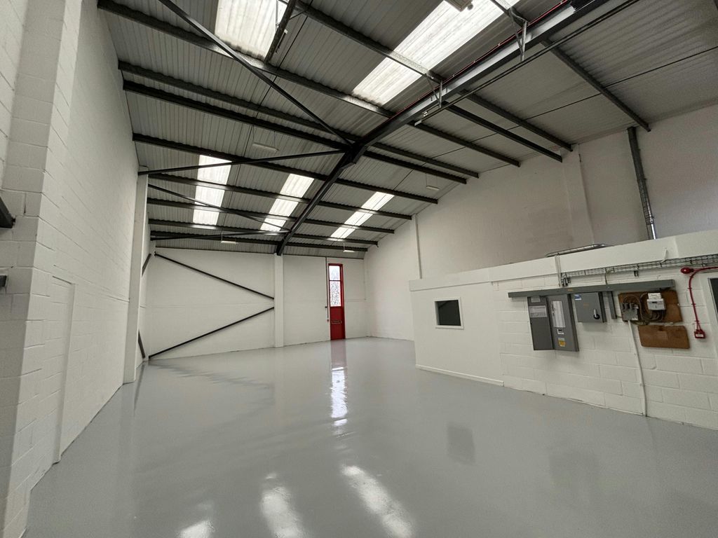 Property photo 2 of 17 Img_0032.Jpeg