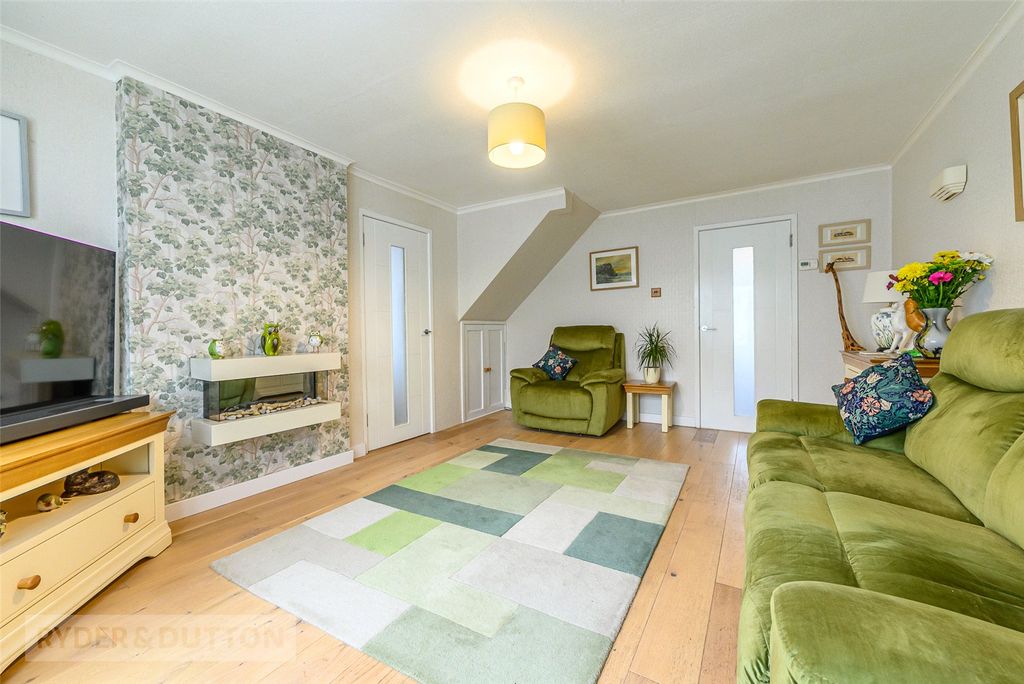Property photo 3 of 22 Living Room