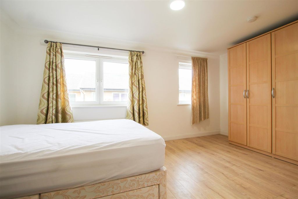 Property photo 3 of 8 Img_0294.Jpg