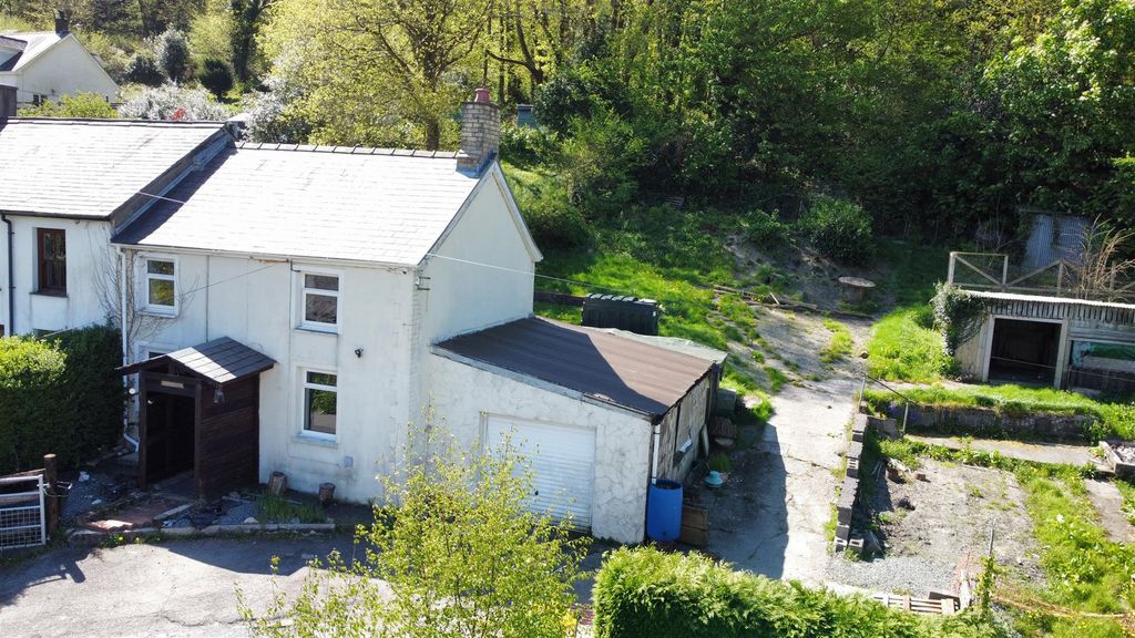 Property photo 2 of 13 Isycoed - Fore.Jpg