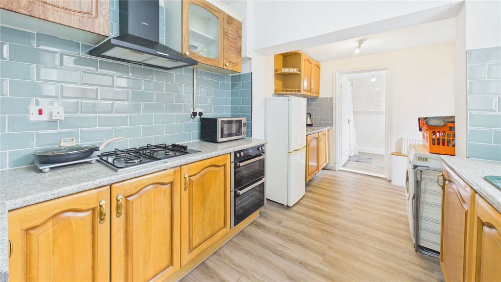 Property photo 3 of 10 Picture No. 08