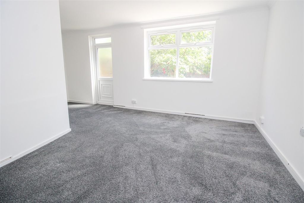 Property photo 3 of 13 Img_6421.Jpg