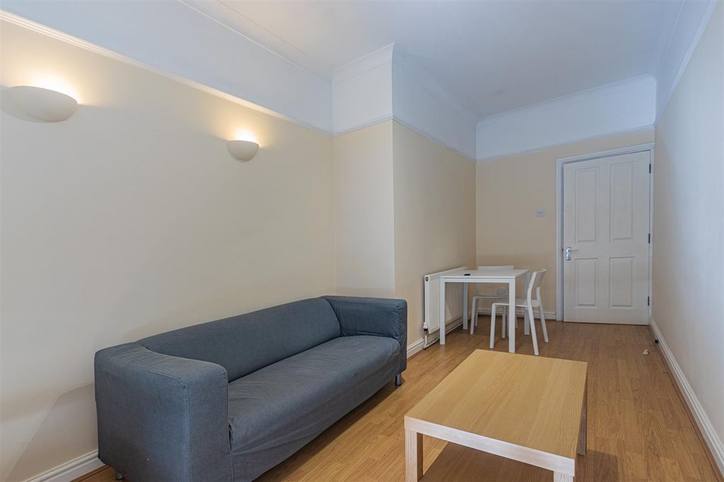 Property photo 2 of 9 Img-6.Jpg