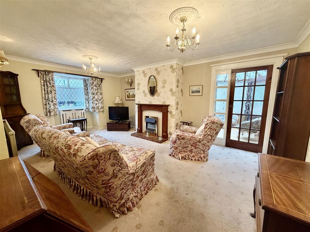 Property photo 3 of 23
