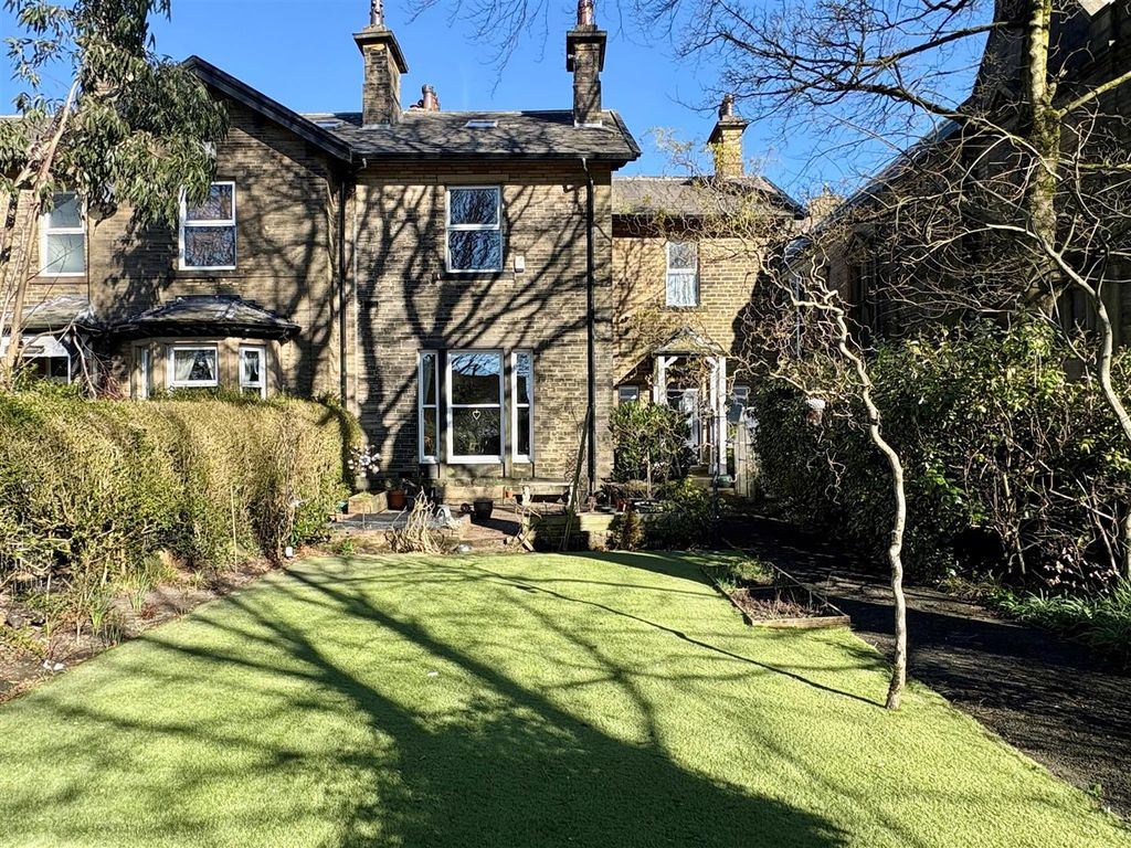 Property photo 1 of 38 Edward House -2.Jpg