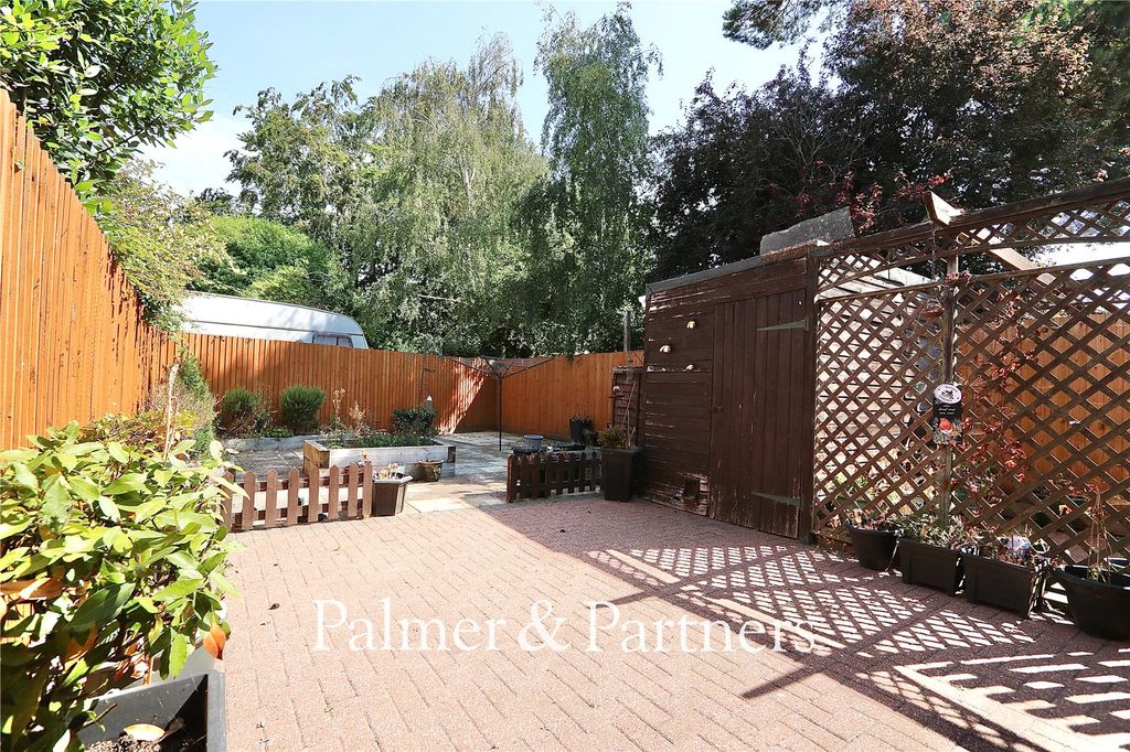 Property photo 2 of 18 Picture No. 04